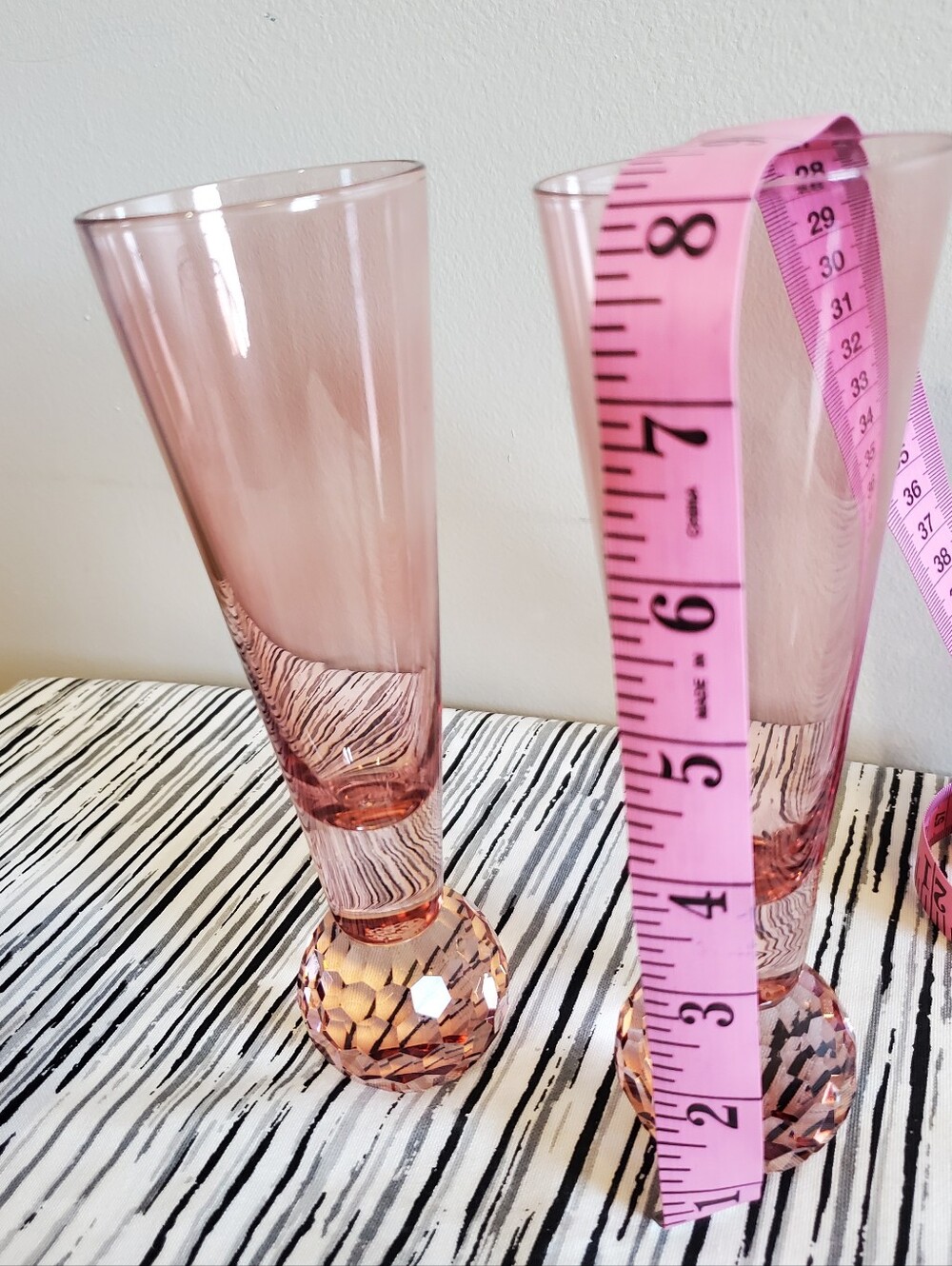Betsey Johnson Set of Two Pink Stemless Flute Glasses - Picture 10 of 14